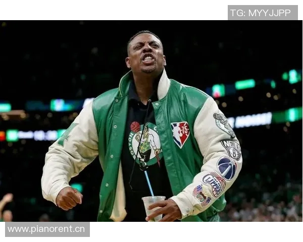 皮尔斯直言约会费用过高不应恋爱引发热议