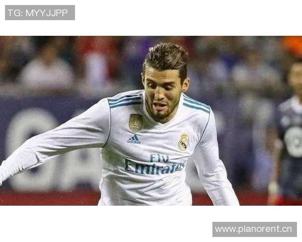 曼城冬窗或引援右后卫视胡桑诺夫表现而定